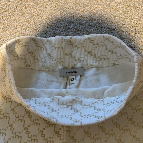 NWOT miaou capri pants - Picture 2 of 4
